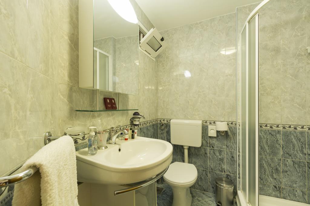 Apartments Sorriso Rovinj Eksteriør bilde